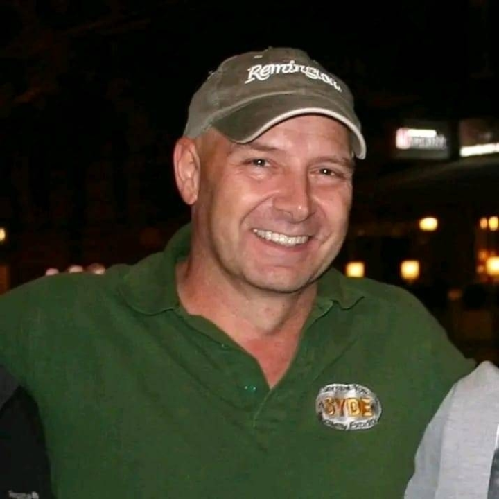 Greg  Phillip