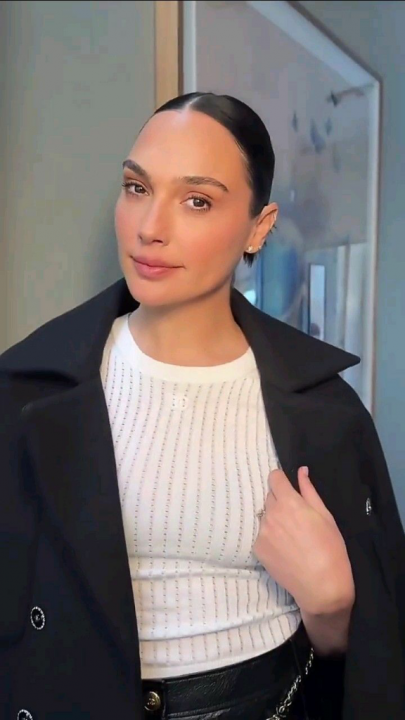galgadot galgadot