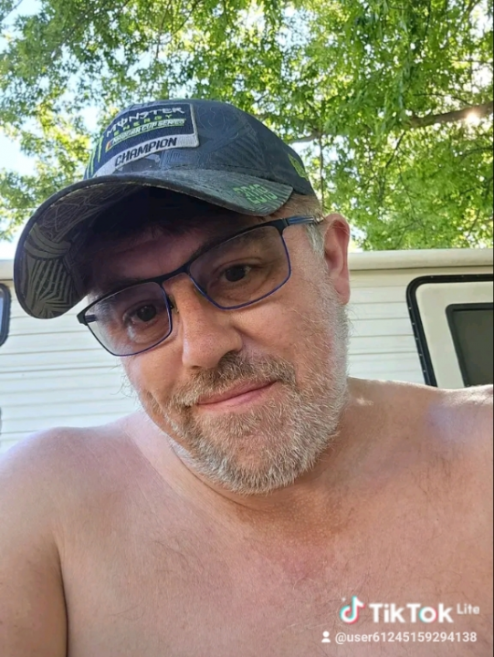 Jjskdjdhkakmdhhzndna